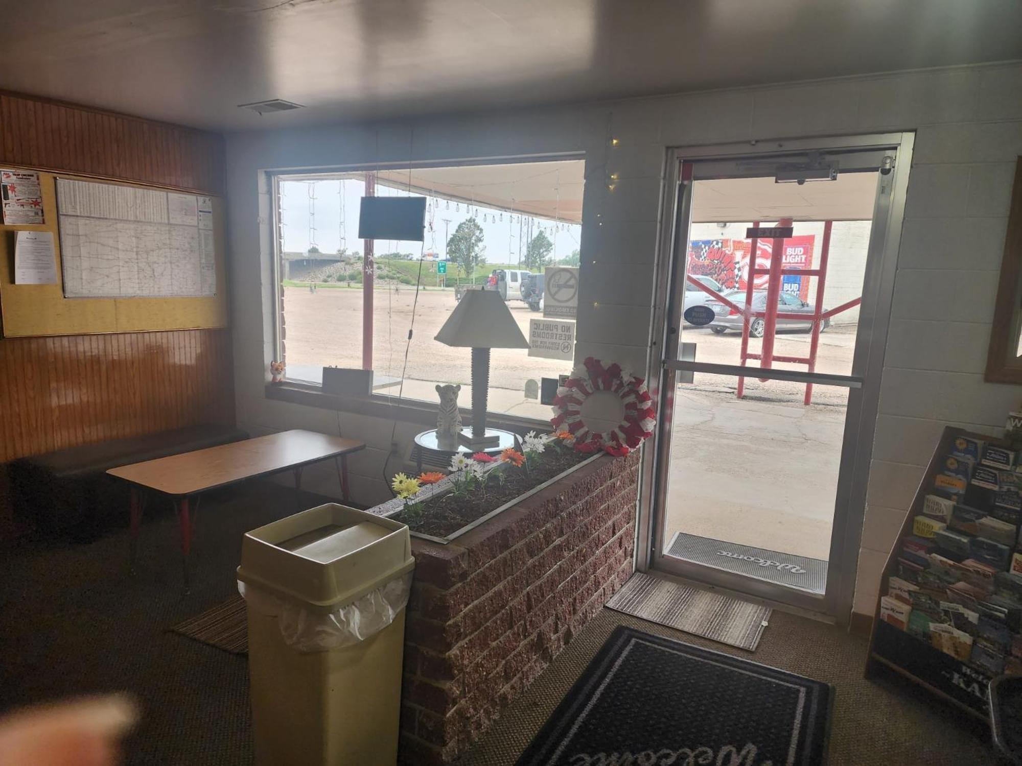 1St Inn By Oyo Quinter Hwy 70 Ks Luaran gambar